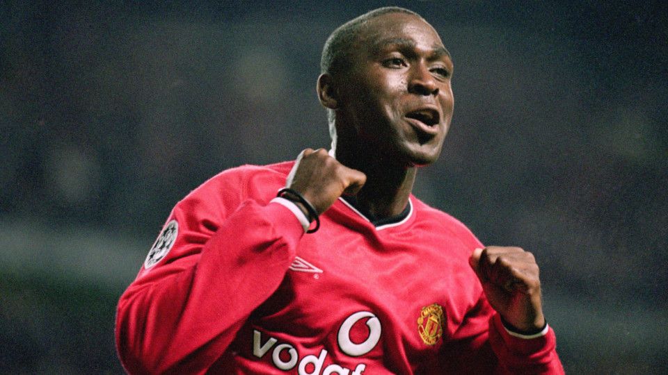 Andy Cole saat membela Manchester United. Copyright: © INTERNET
